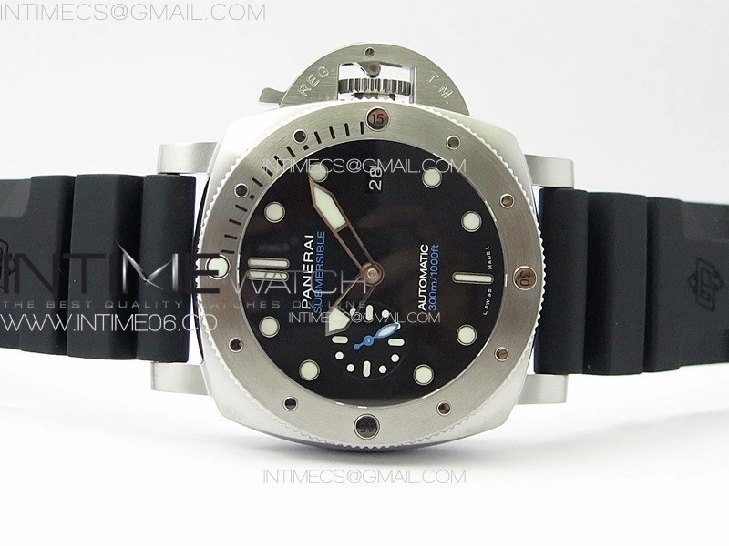 PAM1229 Submersible TTF Best Edition on Black Rubber Strap P.900 Clone
